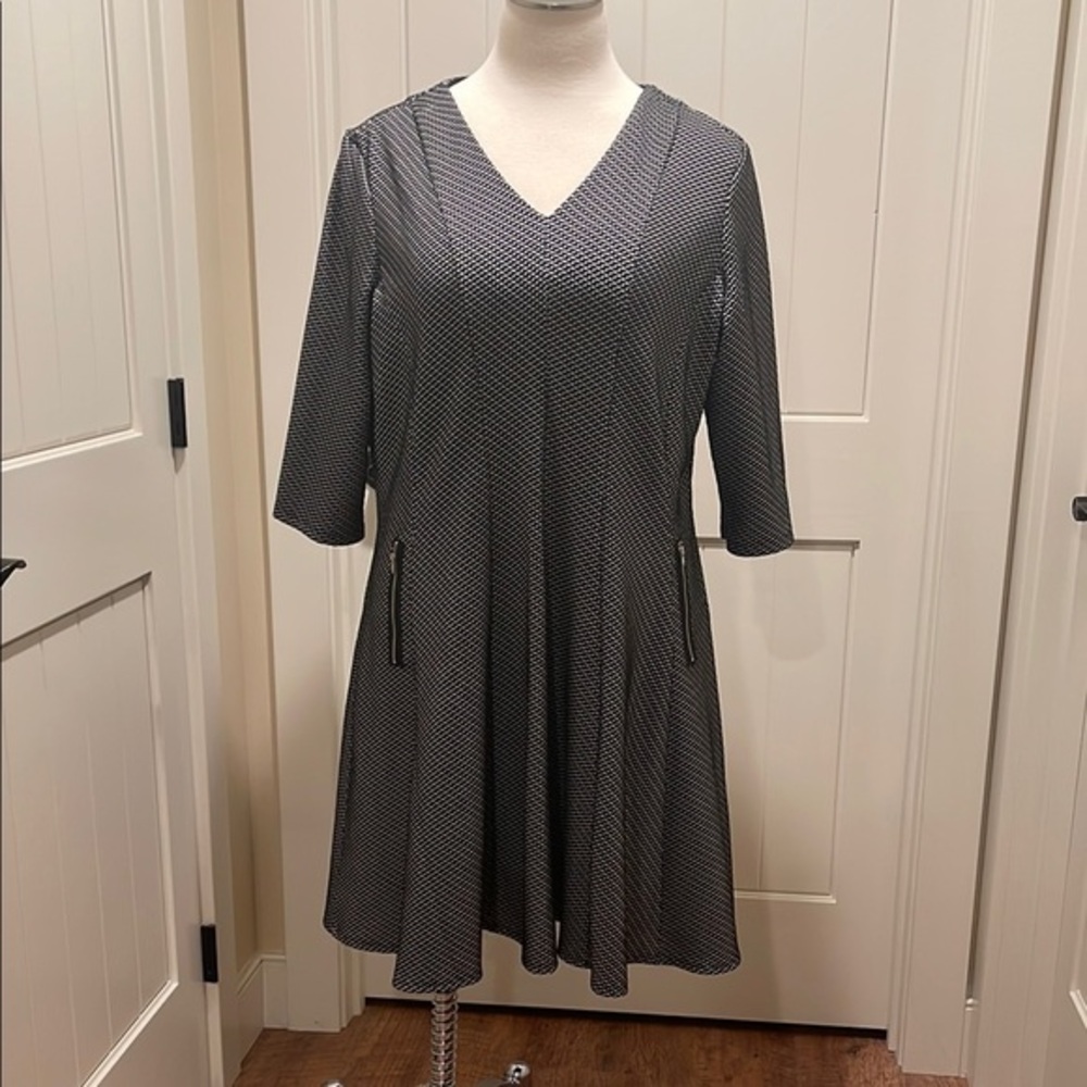 NWOT Lane Bryant Black White Chevron Like Pattern A-Line Dress Size 26/28